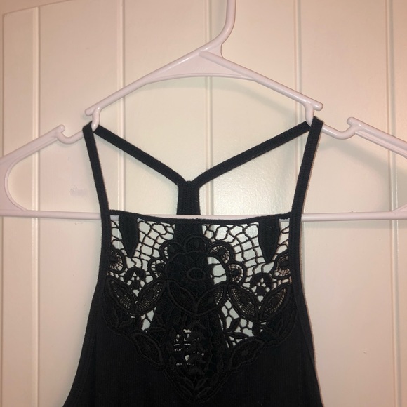 Hollister Lacey Racerback - Picture 2 of 3